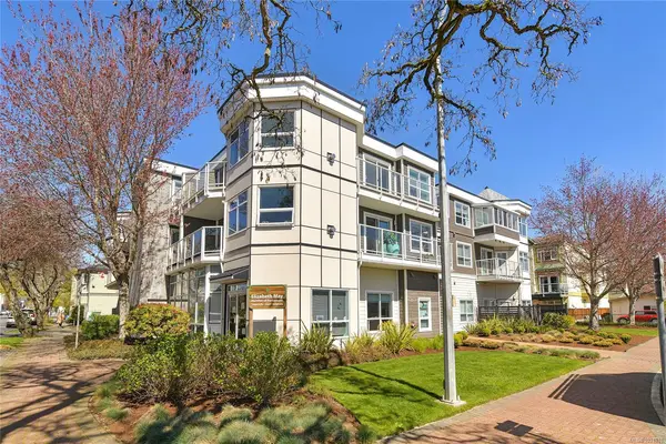 2440 Oakville Ave # 203, Sidney BC V8L 5Y4