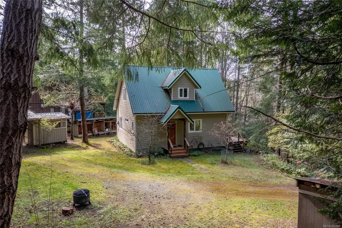 113 Payne Rd, Saturna Island BC V0N 2Y0