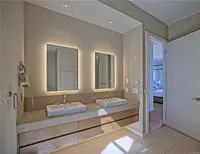View 18