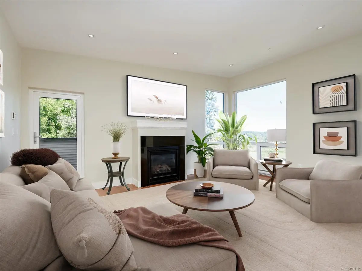 6981 East Saanich Rd #302, Central Saanich BC V8Z 5Z2
