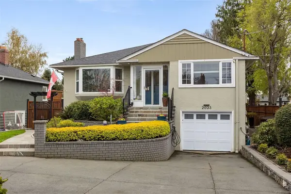 2023 Carnarvon St, Oak Bay BC V8R 2V2