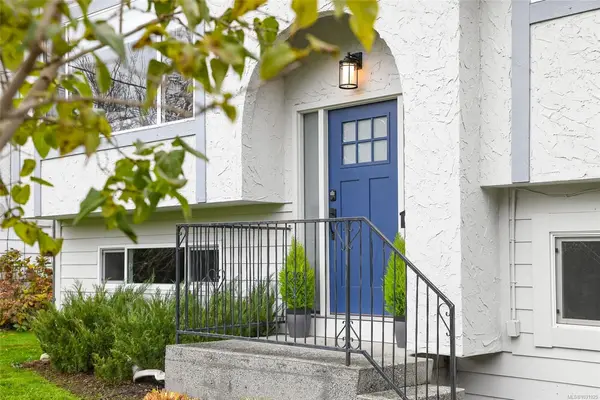 78 Rod & Gun Rd, Courtenay BC V9N 3M9