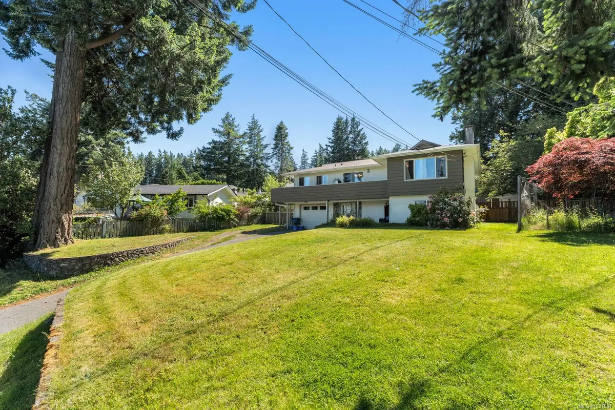 405 Tamarack Rd, Colwood BC V9B 2R4