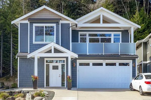 944 Craig Rd, Ladysmith BC V9G 2C4