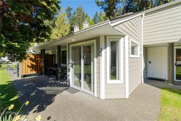 1135 Resort Dr # 24, Parksville BC V9P 2T6
