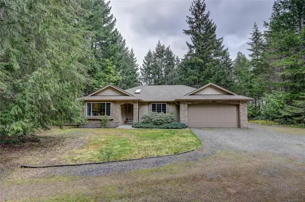 1377 Meadowood Way, Qualicum Beach BC V9K 2S4