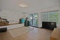 View 16