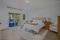 View 10