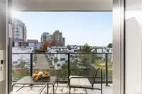 View 16