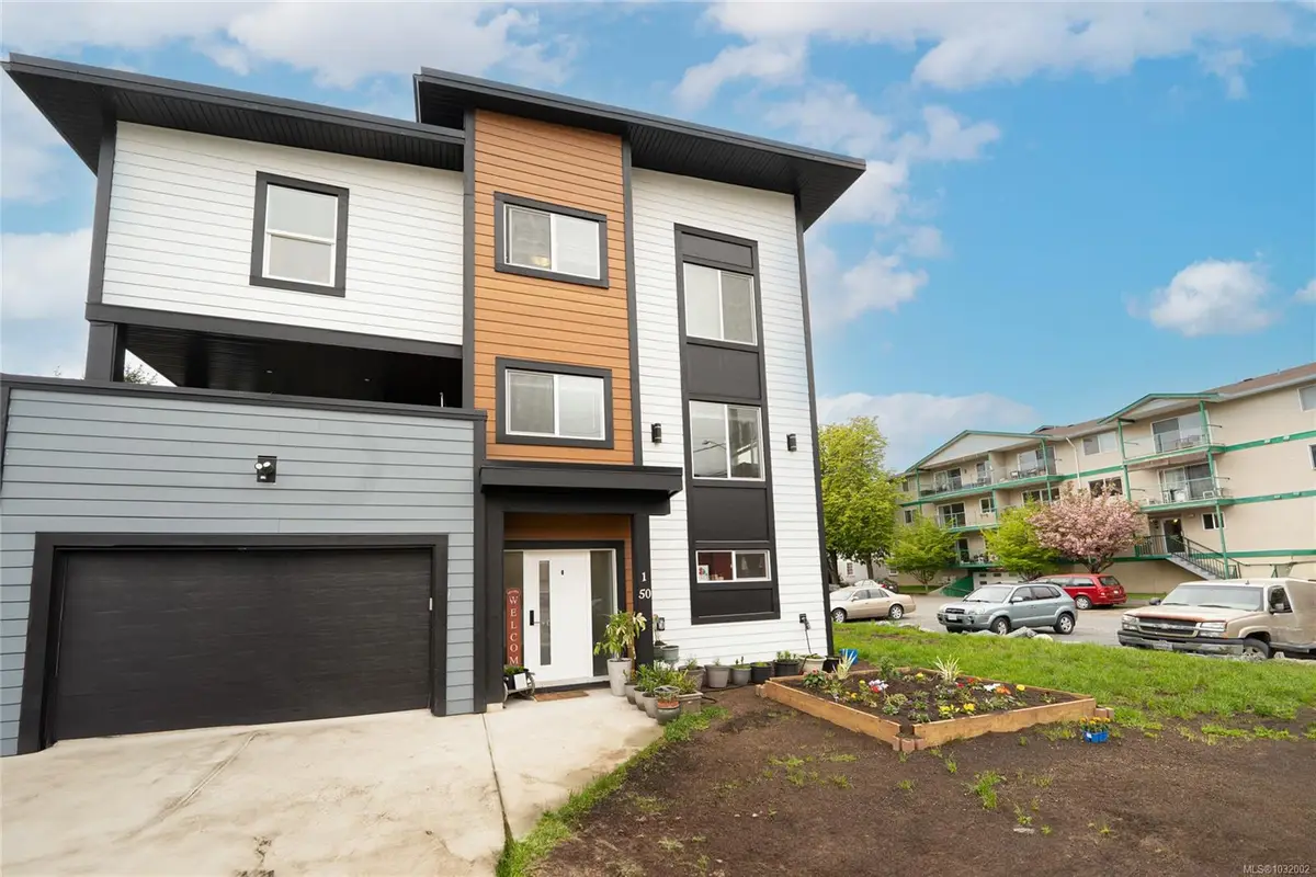 50 King George St N # 1, Lake Cowichan BC V0R 2G1