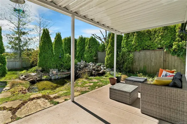 437 Rockland Rd, Campbell River BC V9W 1N7