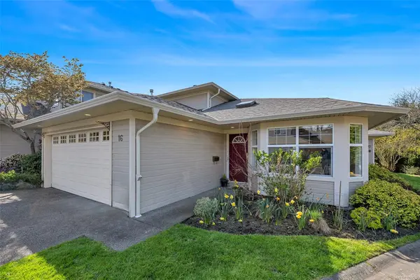 4383 Torquay Dr # 16, Saanich BC V8N 3L3