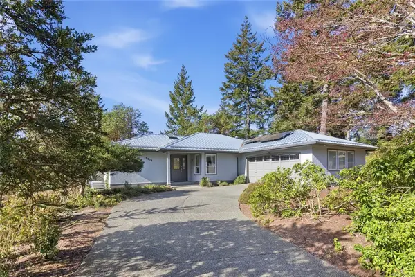 3370 Redden Rd, Nanoose Bay BC V9P 9H4