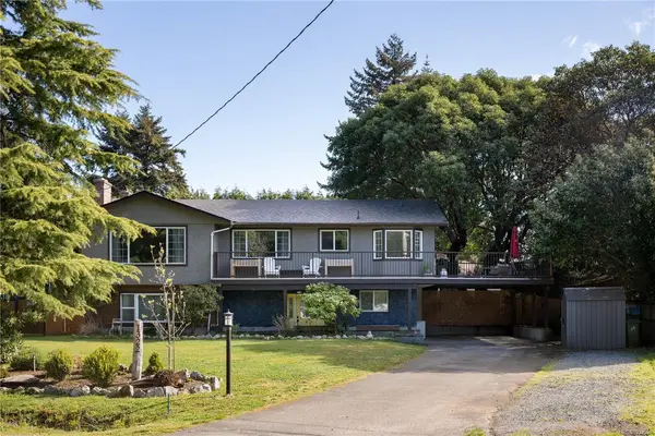 1322 Reginald Pl, Langford BC V9B 1T6