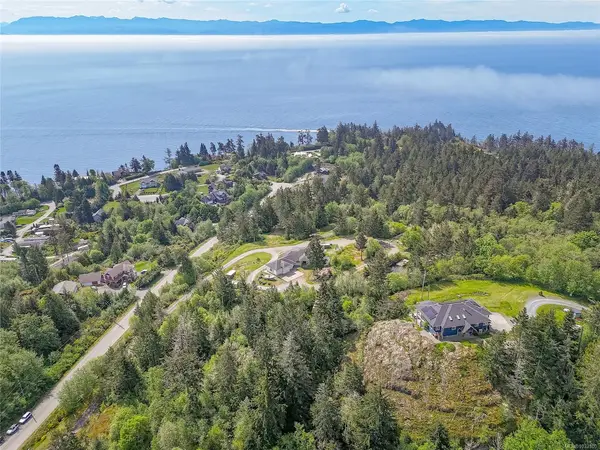 2175 Otter Ridge Dr, Sooke BC V9Z 1E4