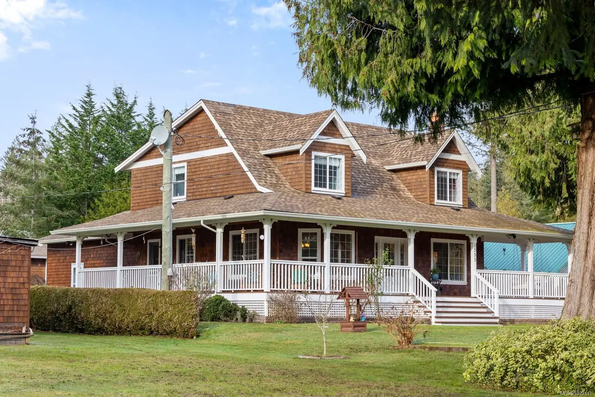 1535 Baikie Rd, Denman Island BC V0R 1T0