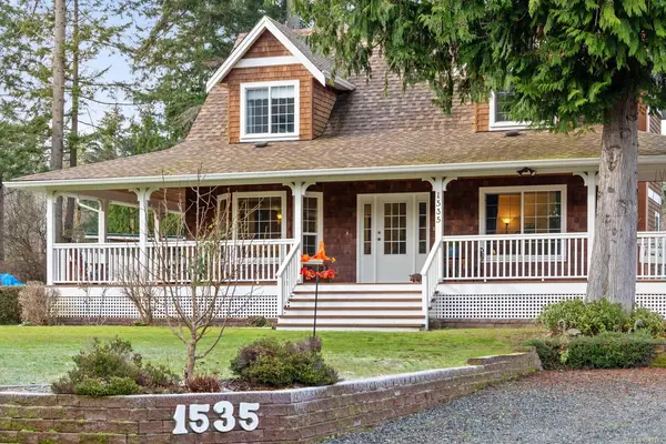 1535 Baikie Rd, Denman Island BC V0R 1T0 - 3 bed, 2.0 bath in Denman Island