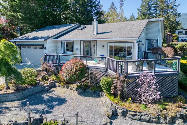 1277 Selkirk Dr, Nanaimo BC V9R 5Z5 - 2 bed, 2 bath property for sale in Nanaimo