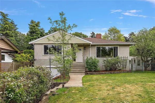 3811 Epsom Dr, Saanich BC V8P 3S8