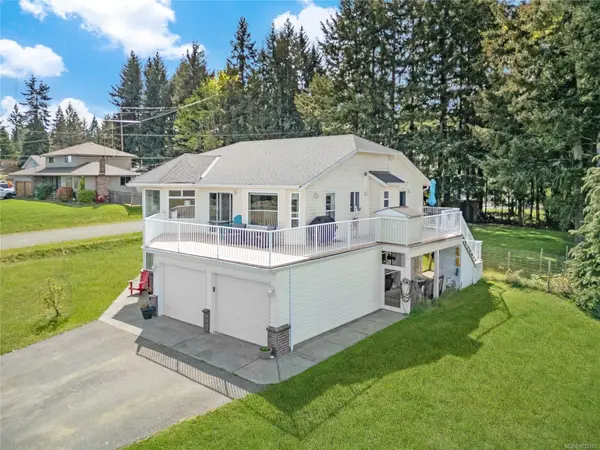 2207 June Rd, Courtenay BC V9J 1X9