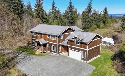 2835 Olympic Rd, Qualicum Beach BC V9K 2L8