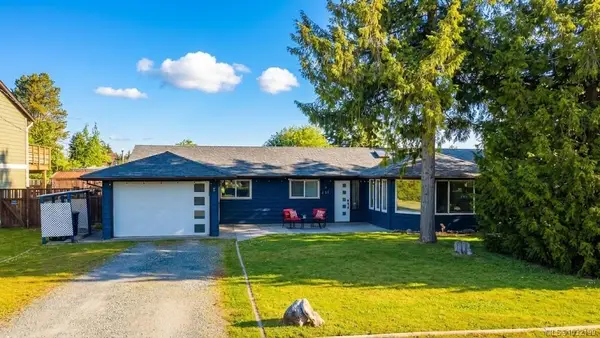 151 Cooper Pl, Parksville BC V9P 1M4