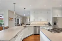View 16