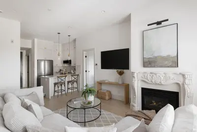 1335 Bear Mountain Pkwy # 403, Langford BC V9B 6T9