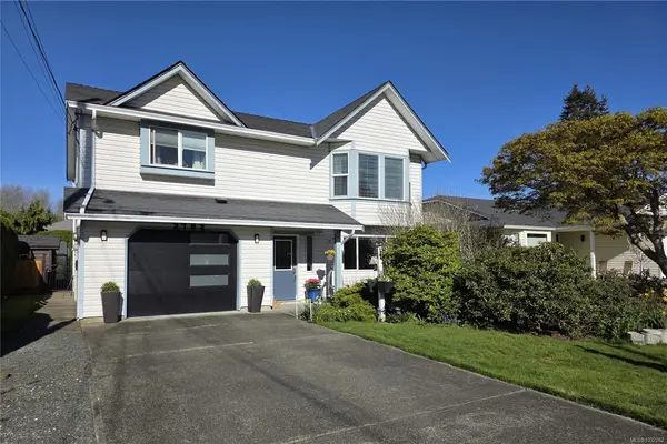 2792 Fairmile Rd, Campbell River BC V9W 7L6