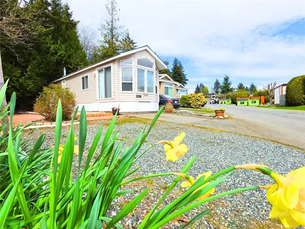 1128 Woss Lake Dr, Nanaimo BC V9R 6X7 - 1 bed, 1 bath in Nanaimo