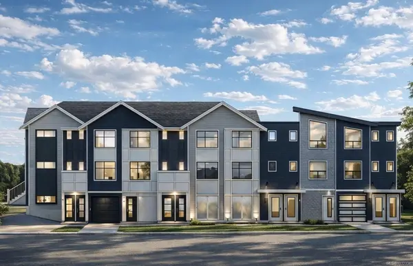 1035 Russell St # 2, Victoria BC V9A 3Y2