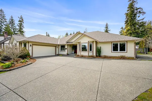 4651 Montrose Dr, Courtenay BC V9N 9S8