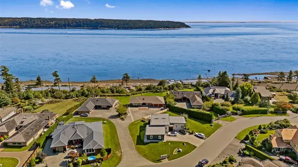 513 Ash St, Campbell River BC V9W 5L8