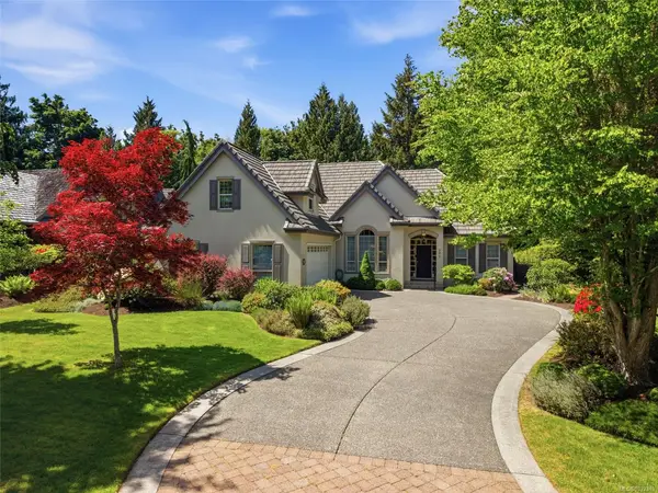 391 Park Ridge Pl, Qualicum Beach BC V9K 2S6 - 4 bed, 3 bath property for sale in Qualicum Beach