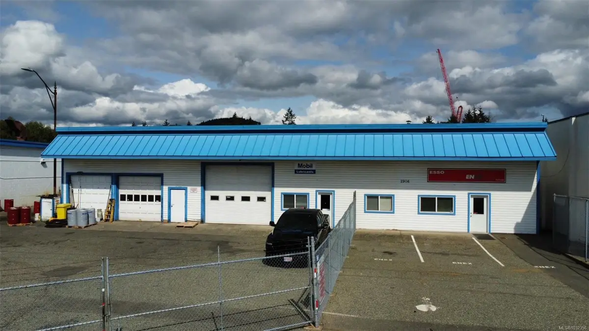 2906 Jacklin Rd, Langford BC V9B 3Y5