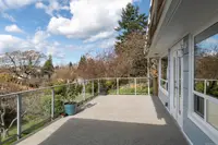 View 32