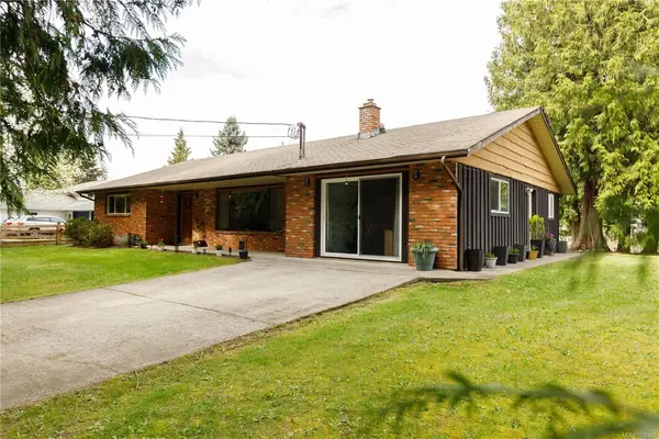2042 Cedar Rd, Nanaimo BC V9X 1J4