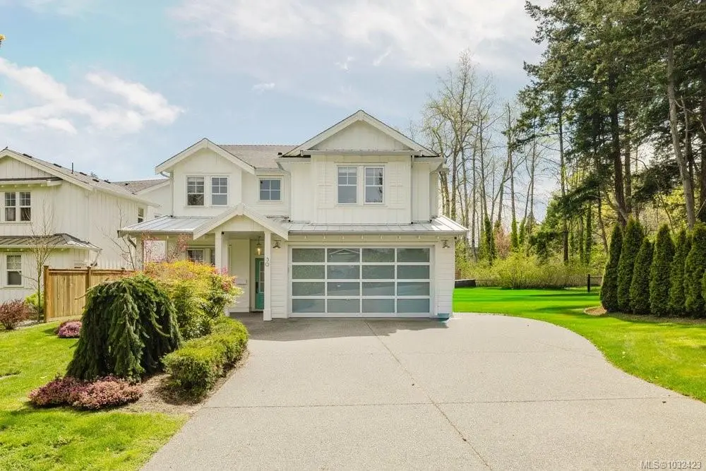 30 Jedburgh Rd, View Royal BC V9B 6N7