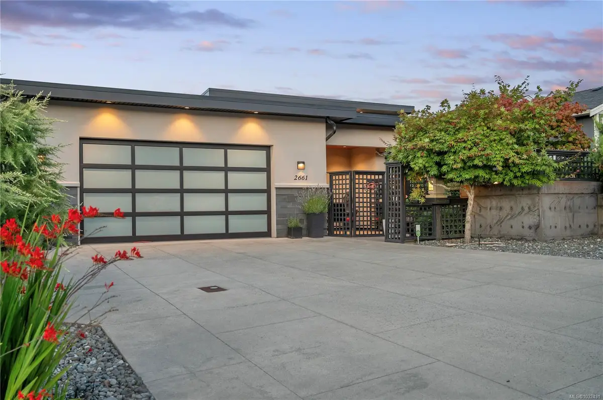 2661 Sunderland Rd, Campbell River BC V9H 0C8