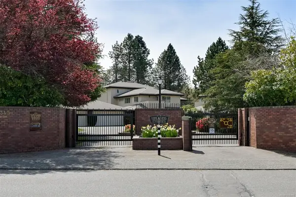 2345 Cedar Hill Cross Rd # 104, Oak Bay BC V8P 5M8
