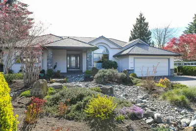 1513 Juniper Pl, Comox BC V9M 1A2