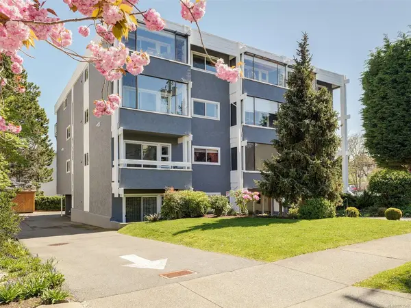 1537 Morrison St # 304, Victoria BC V8R 4K1
