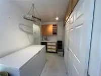 View 32