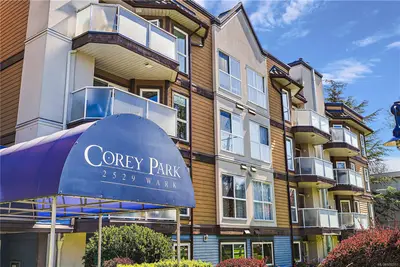 2529 Wark St # 410, Victoria BC V8T 4G7