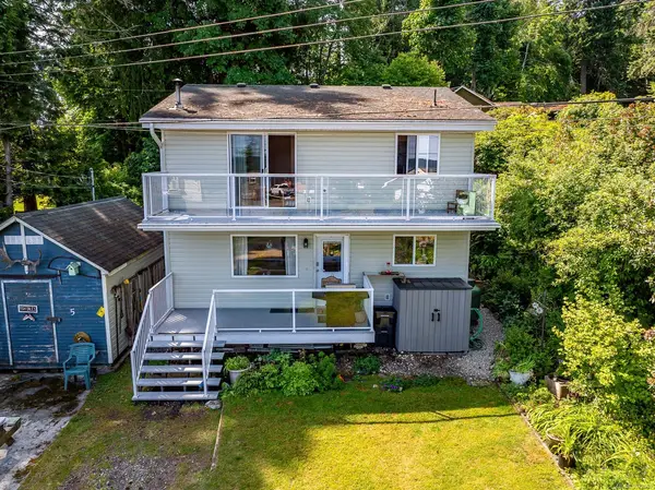 6919 Island Hwy W # 5, Bowser BC V0R 1G0 - 3 bed, 2.0 bath in Bowser