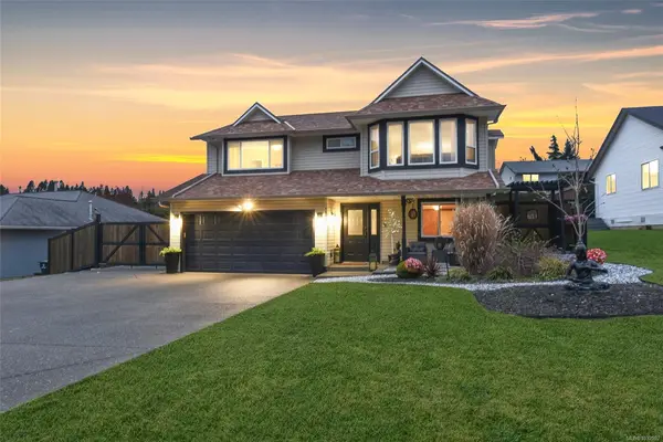 1866 Hawk Dr, Courtenay BC V9N 8Y8