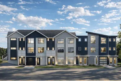 1035 Russell St # 5, Victoria BC V9A 3Y2