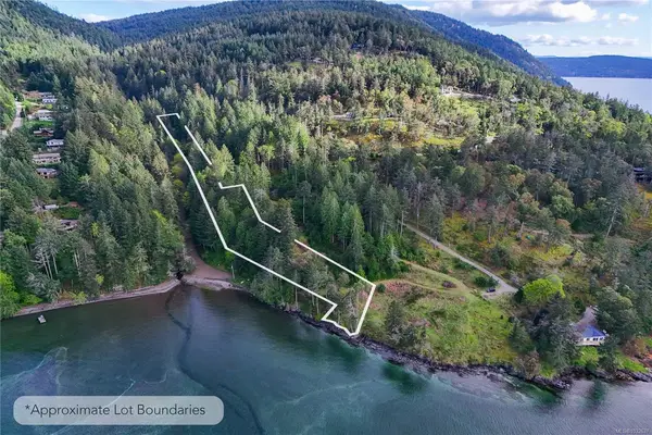 122 Narrows West Rd, Salt Spring BC V8K 0A3