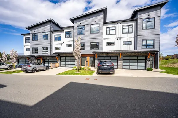 623 Crown Isle Blvd # 23, Courtenay BC V9N 9W1