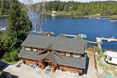 326 Tower Rd, Bamfield BC V0R 1B0